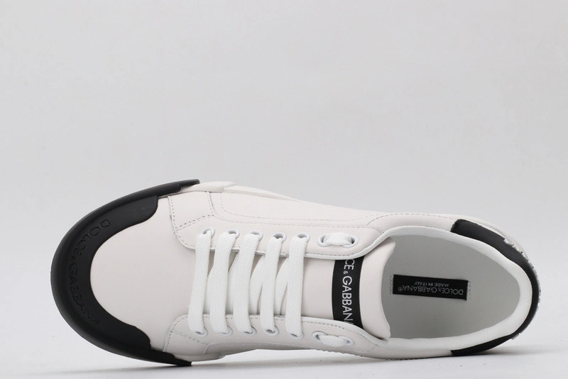 DG  sneaker