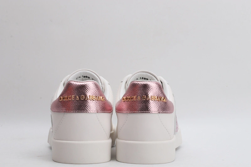DG  sneaker