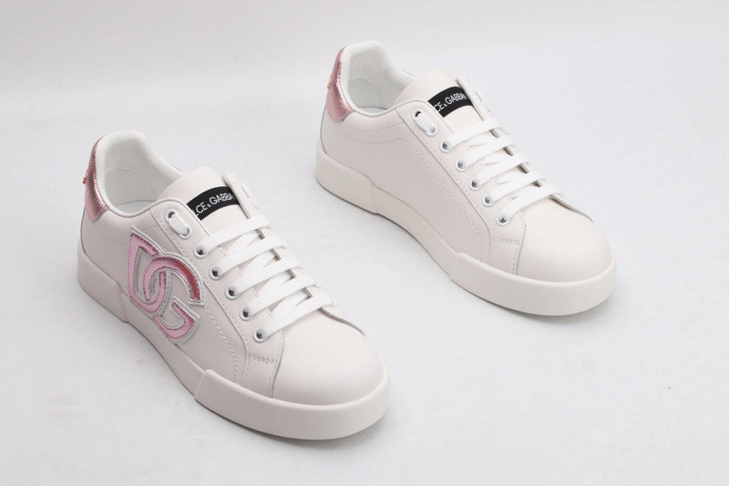 DG  sneaker