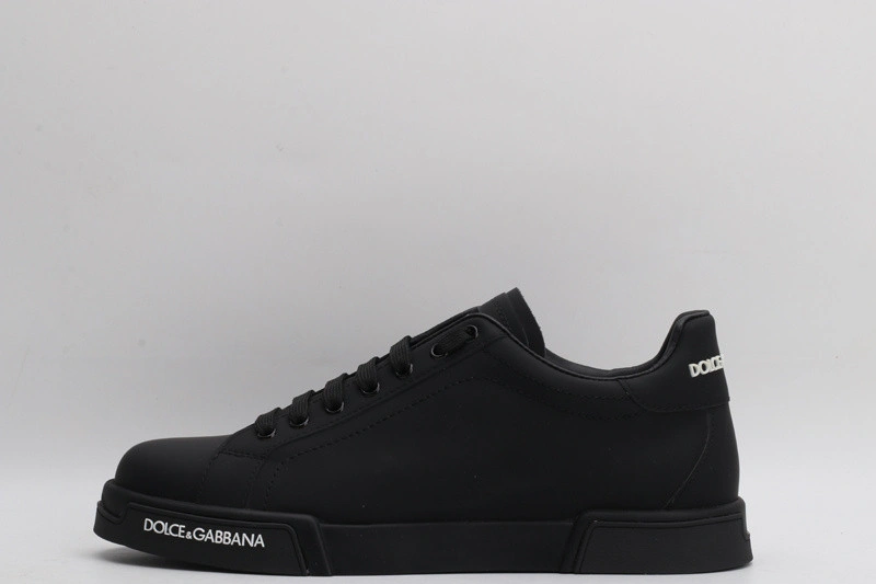 DG  sneaker