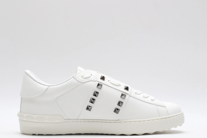 DG  sneaker