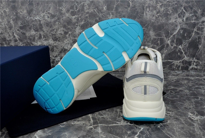 DIOR  SNEAKER