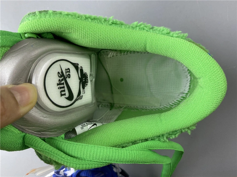 Dead x Nike SB Dunk Low“ Green Bear”   CJ5378-300