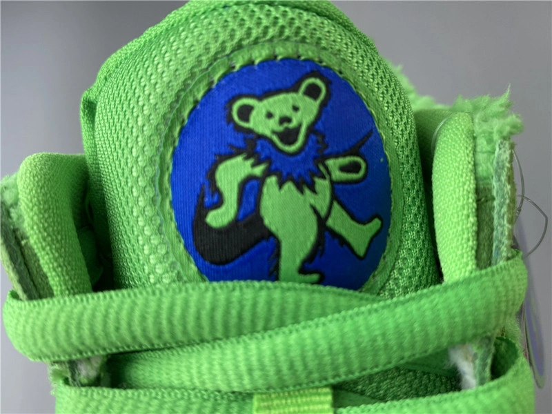 Dead x Nike SB Dunk Low“ Green Bear”   CJ5378-300