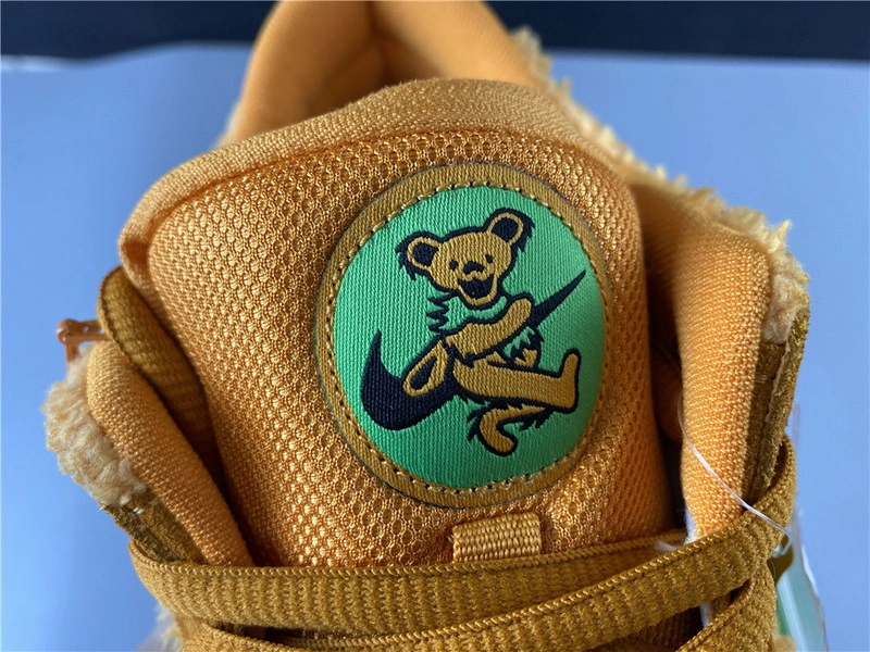 Dead x Nike SB Dunk Low“ Orange  Bear”   CJ5378-800