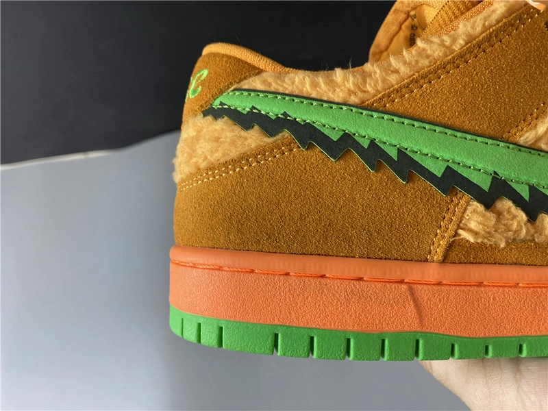 Dead x Nike SB Dunk Low“ Orange  Bear”   CJ5378-800