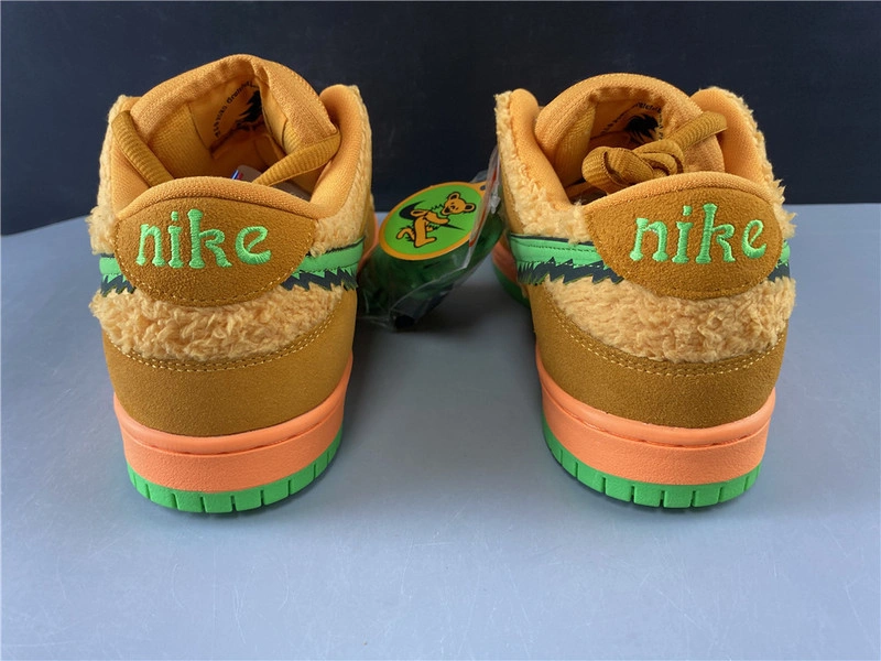 Dead x Nike SB Dunk Low“ Orange  Bear”   CJ5378-800
