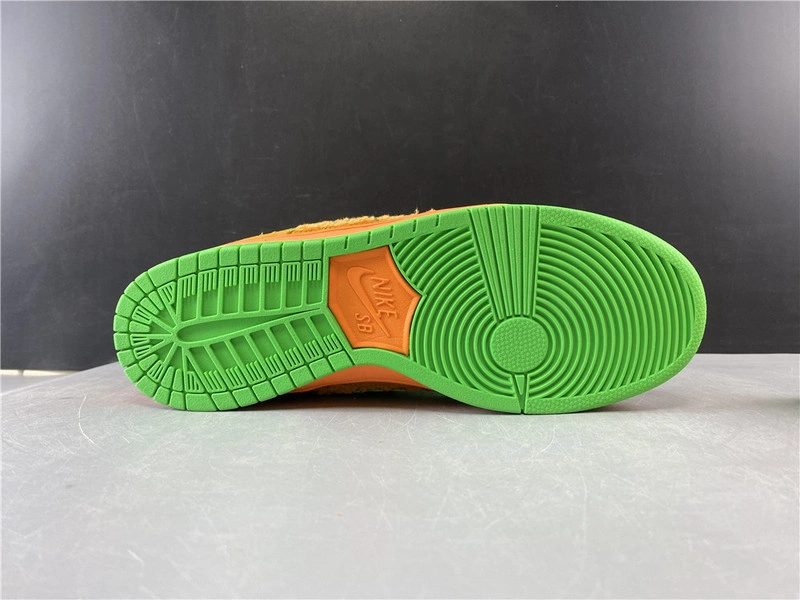 Dead x Nike SB Dunk Low“ Orange  Bear”   CJ5378-800