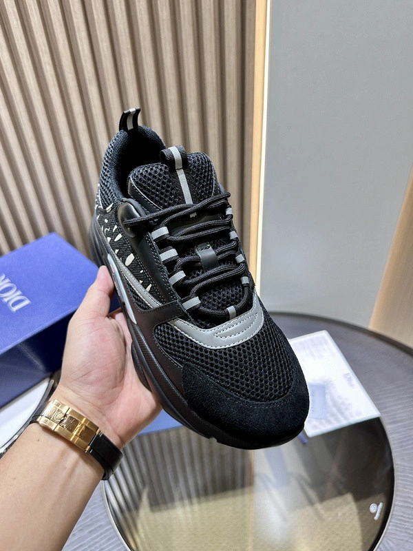 DioC B22 SNEAKER