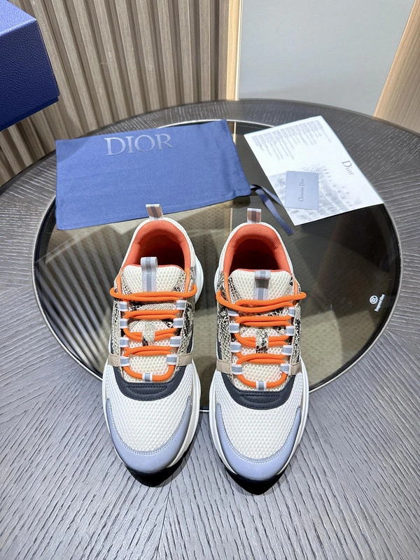 DioC B22 SNEAKER