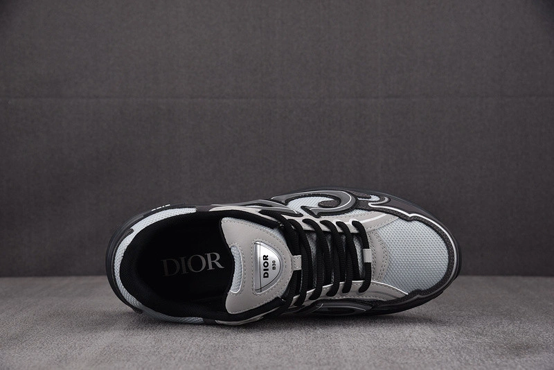 DioC B30 SNEAKER