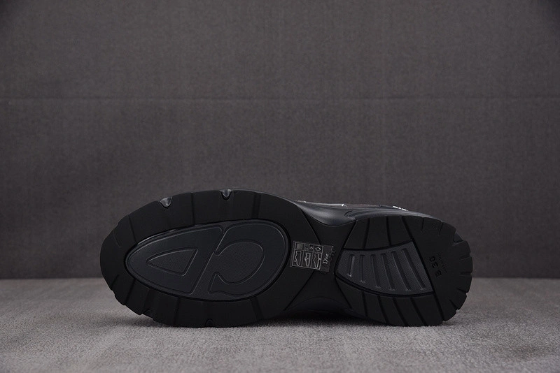 DioC B30 SNEAKER