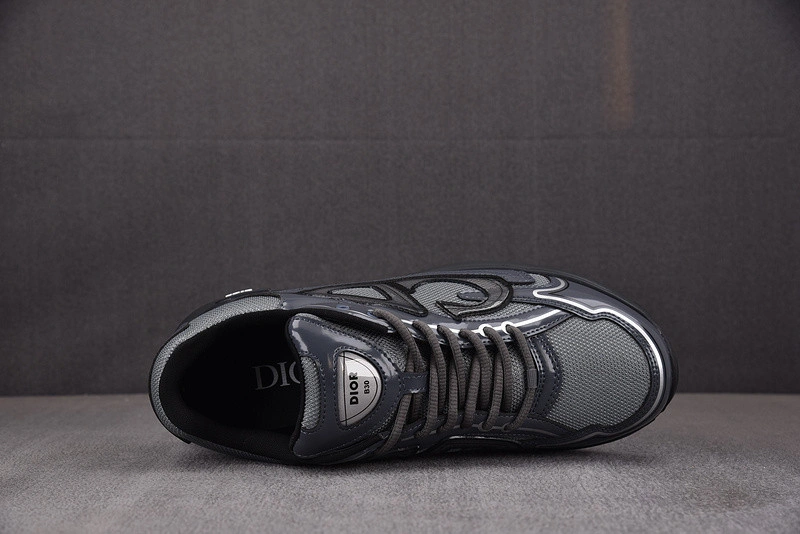 DioC B30 SNEAKER