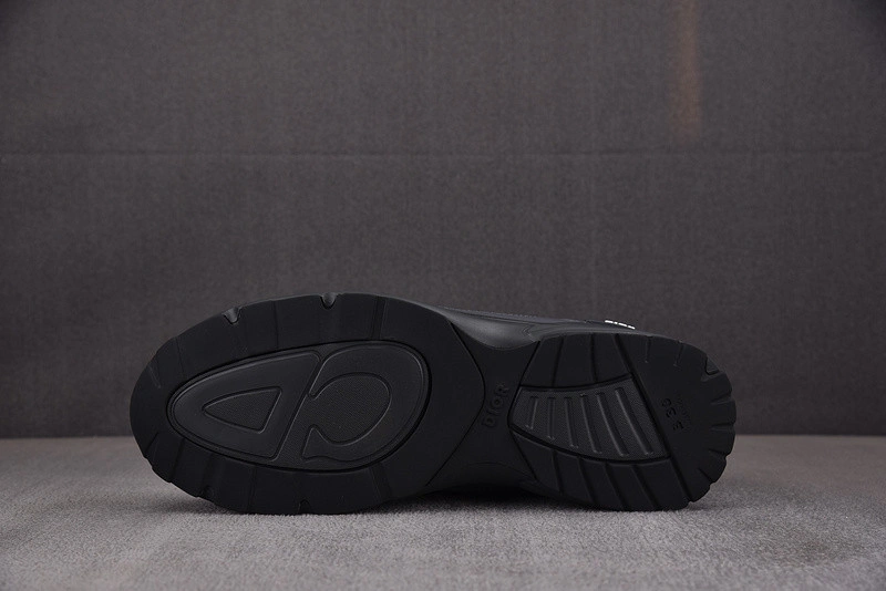 DioC B30 SNEAKER