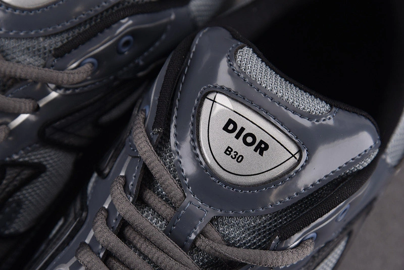 DioC B30 SNEAKER