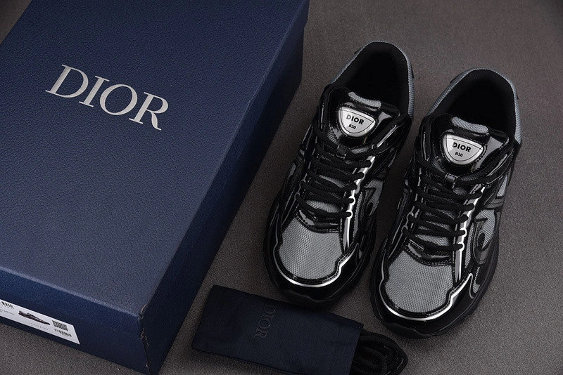 DioC B30 SNEAKER