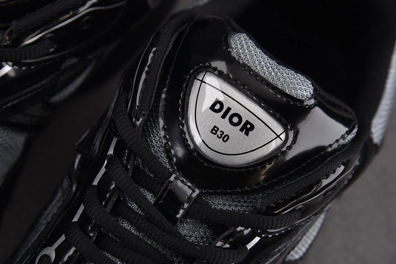 DioC B30 SNEAKER