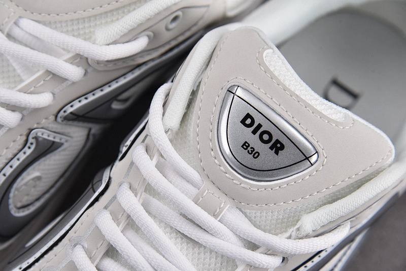 DioC B30 SNEAKER