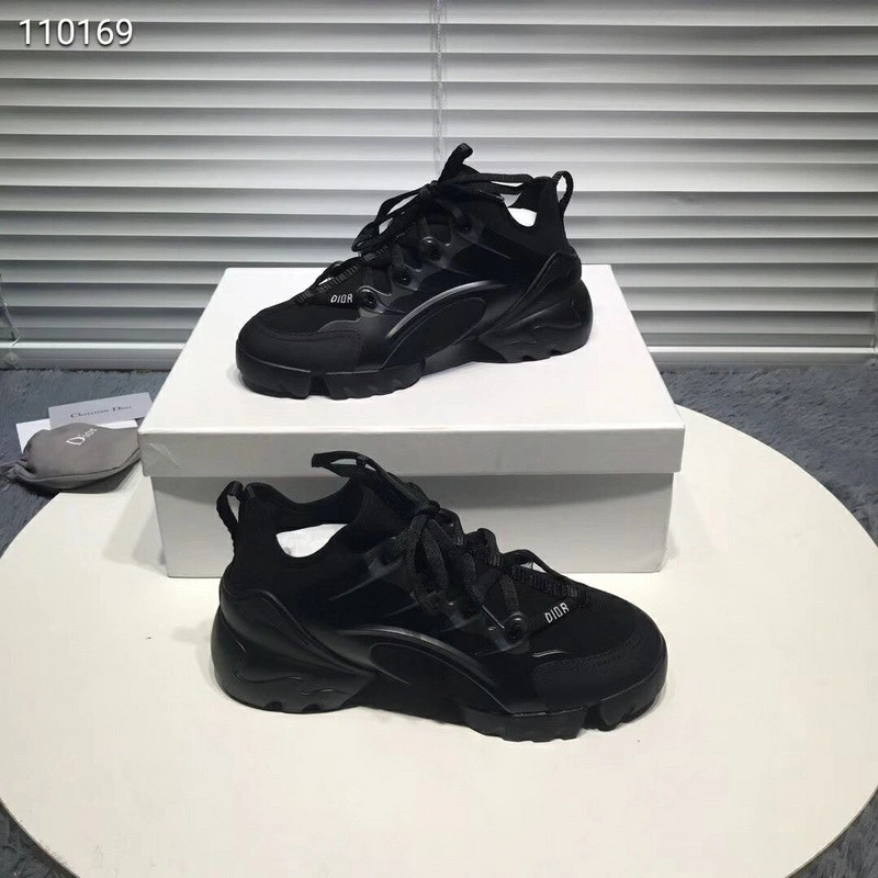 Dior  SNEAKER