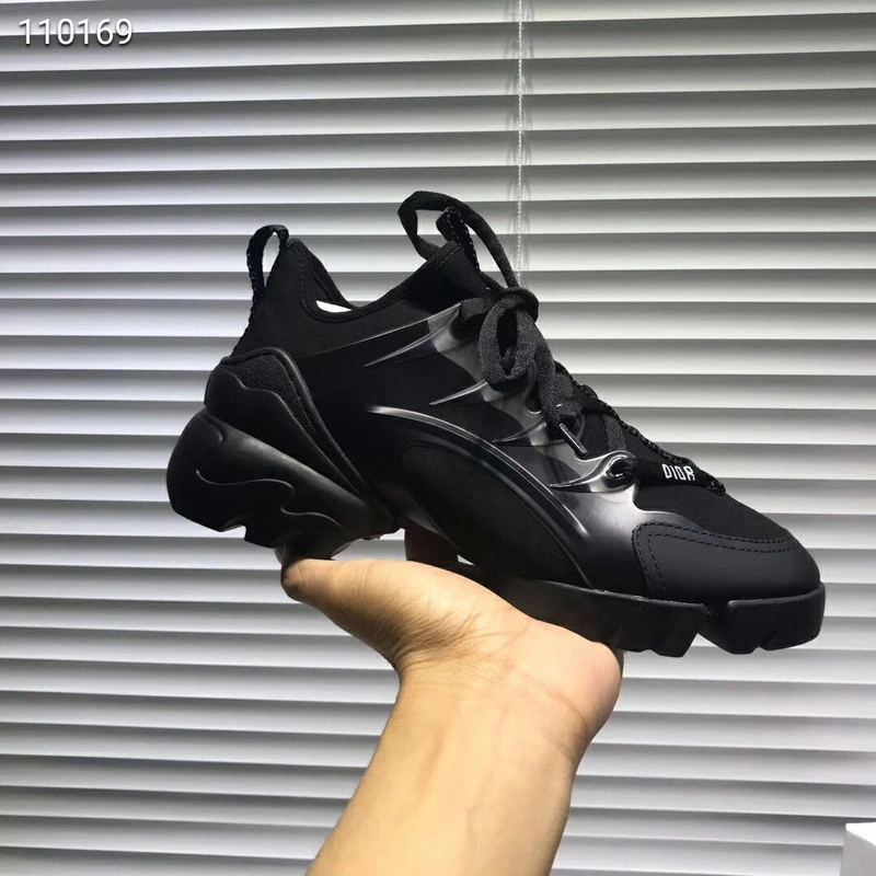 Dior  SNEAKER