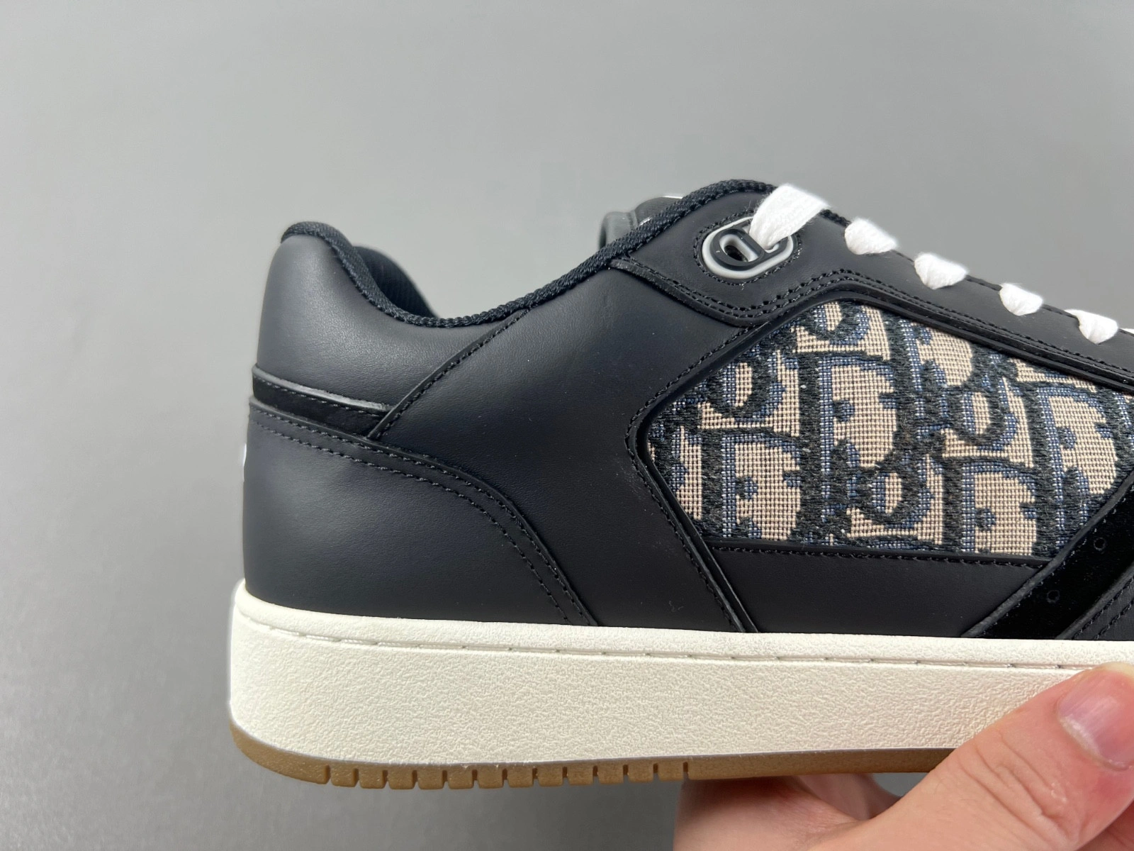 Dior B27 SNEAKER