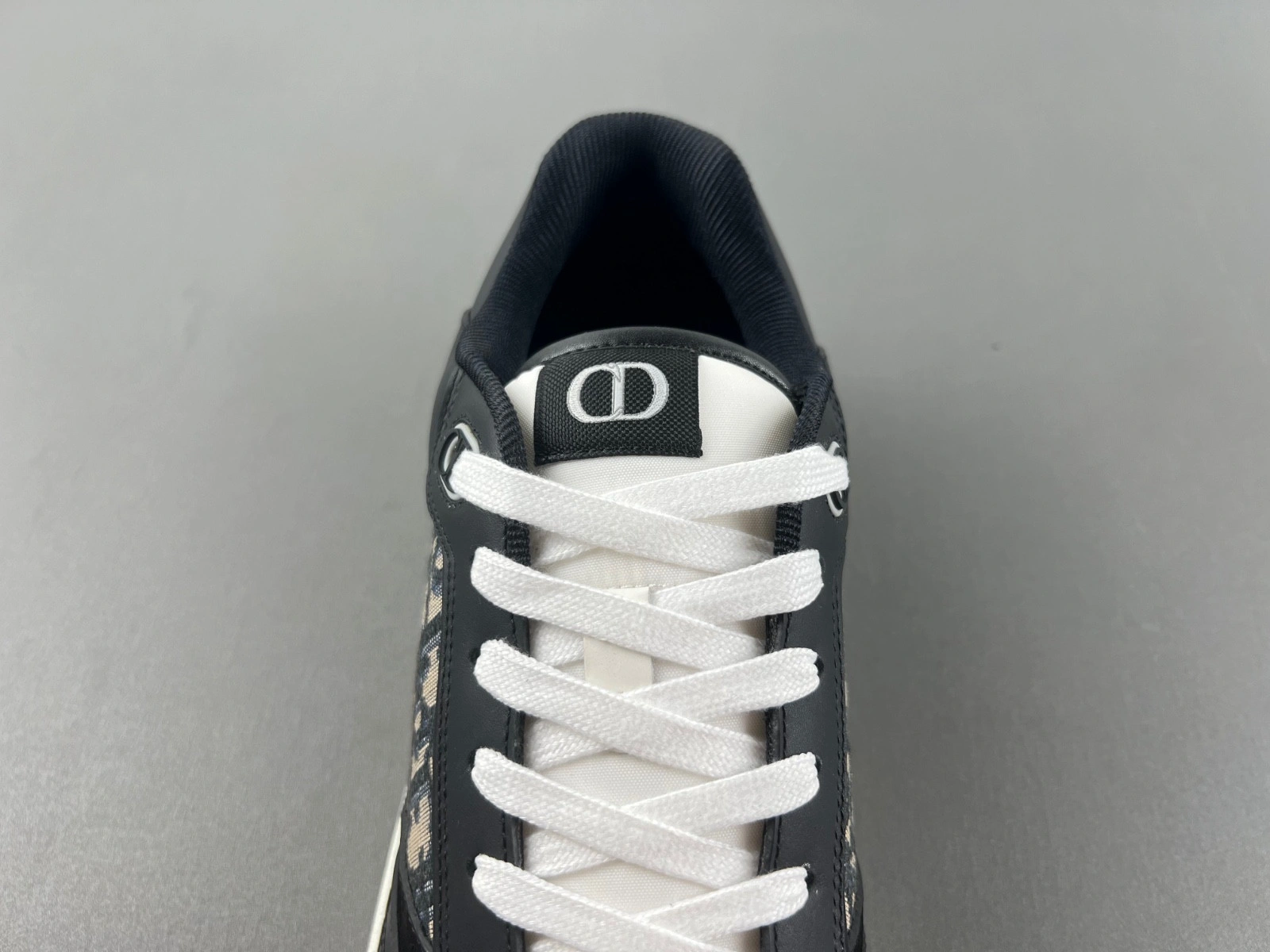 Dior B27 SNEAKER