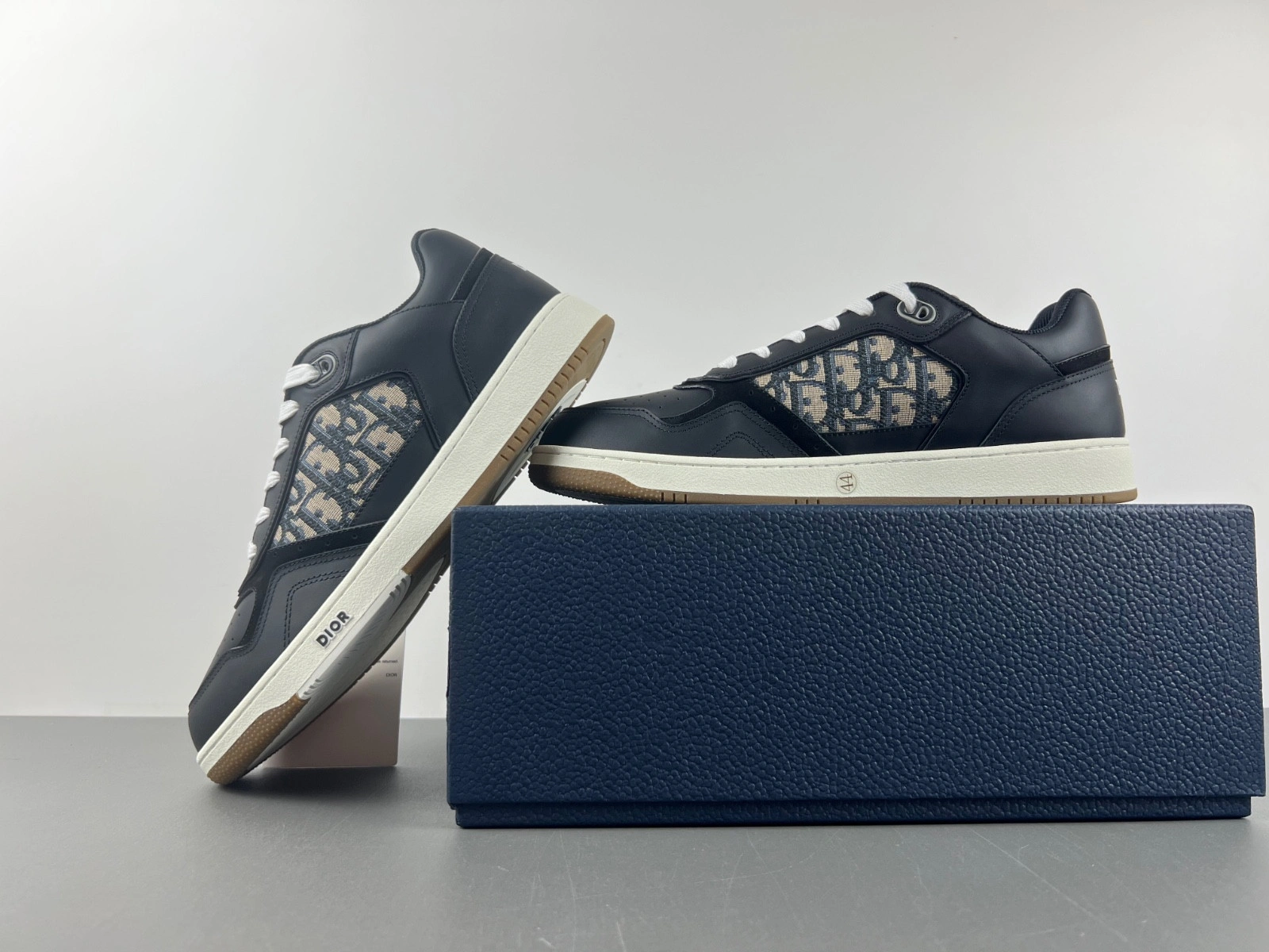Dior B27 SNEAKER