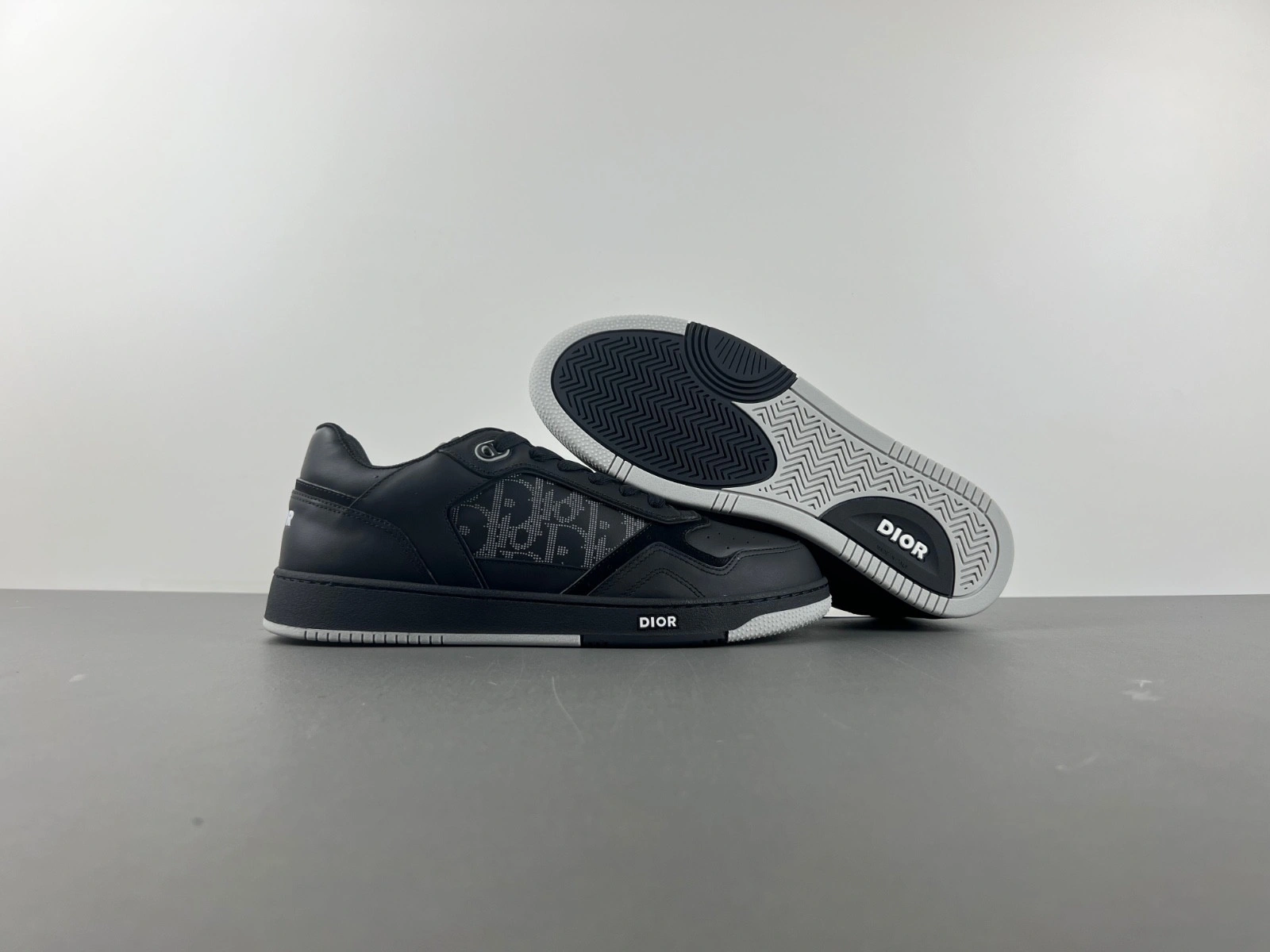 Dior B27 SNEAKER