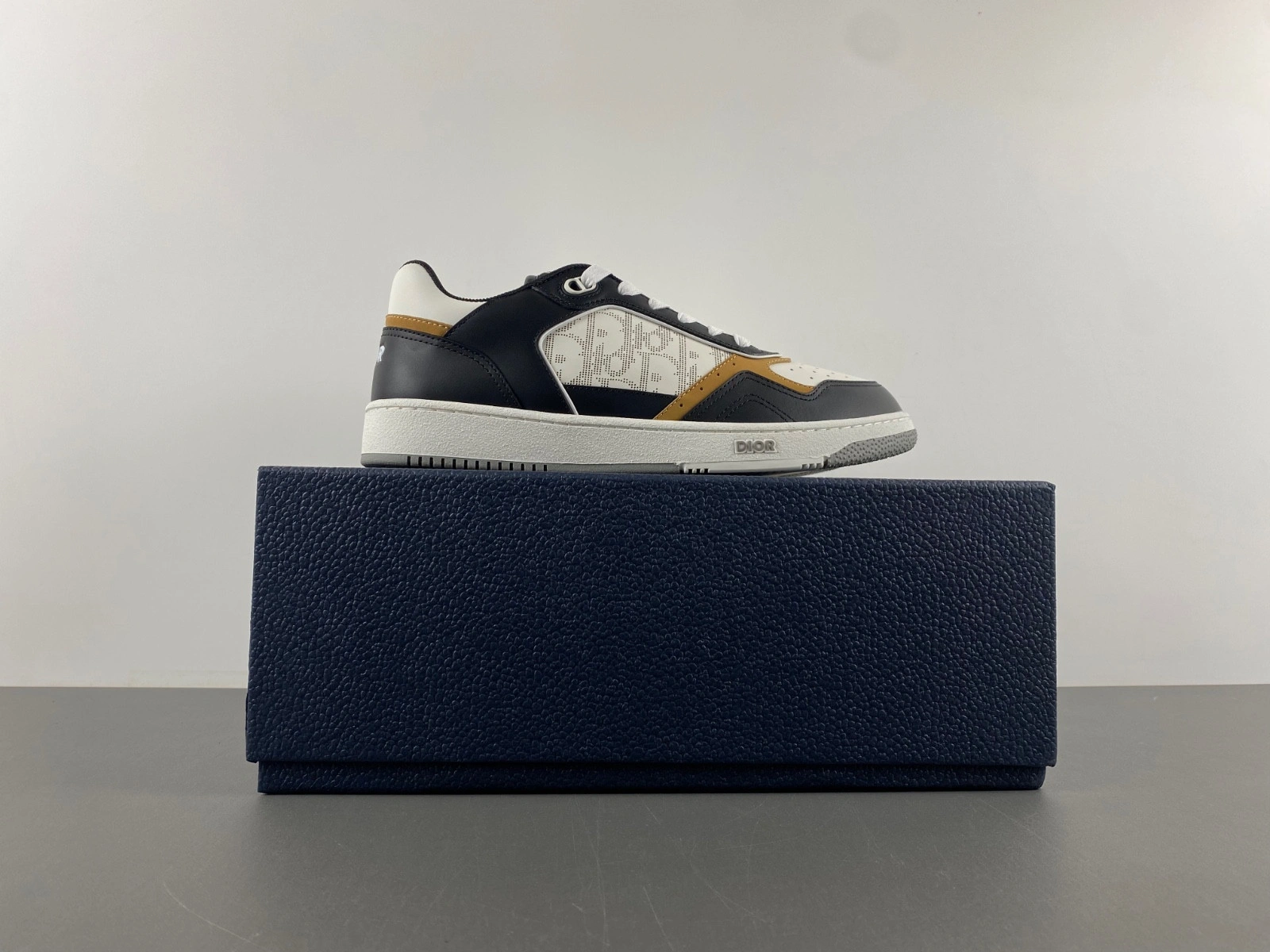 Dior B27 SNEAKER