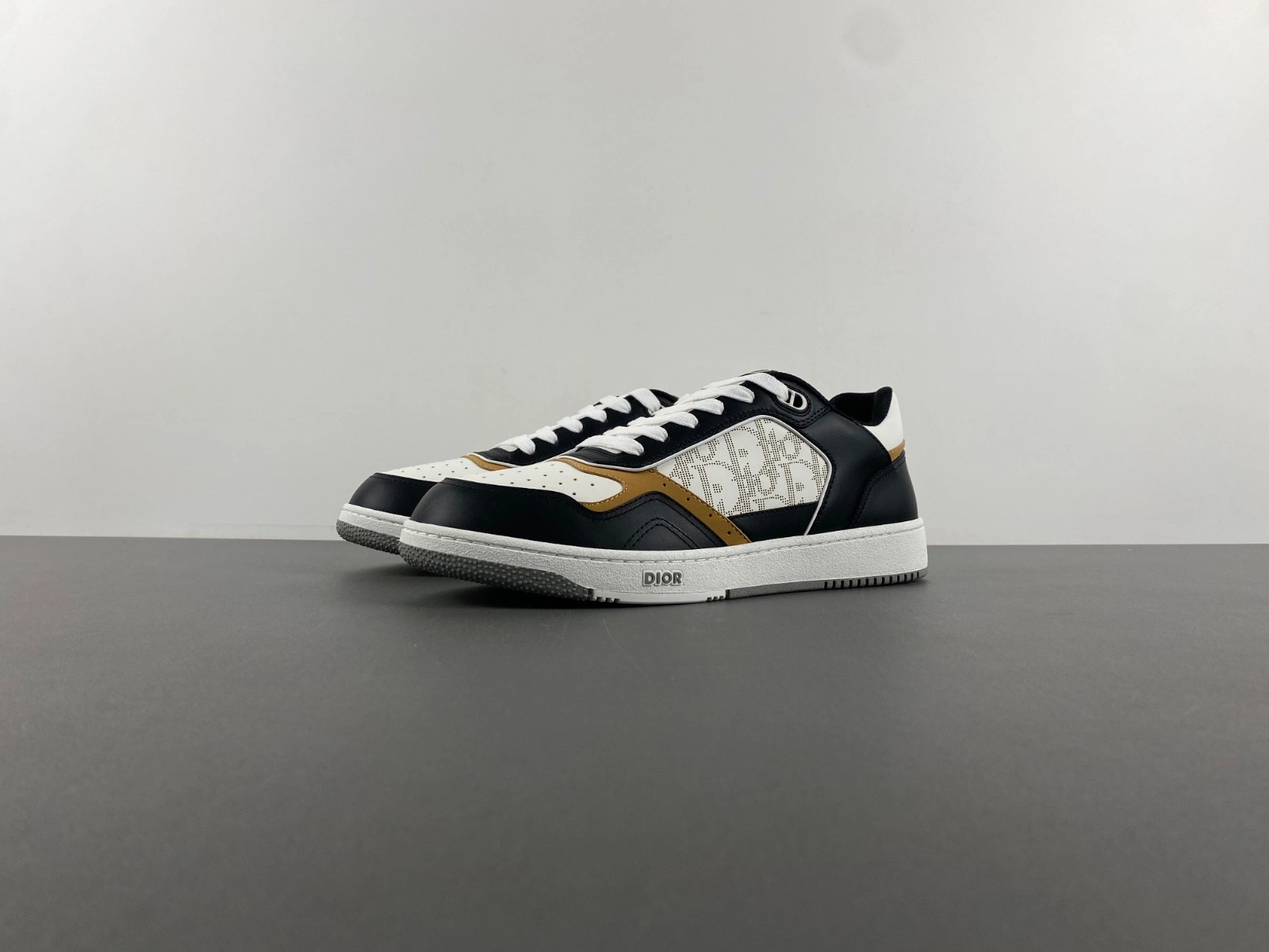 Dior B27 SNEAKER