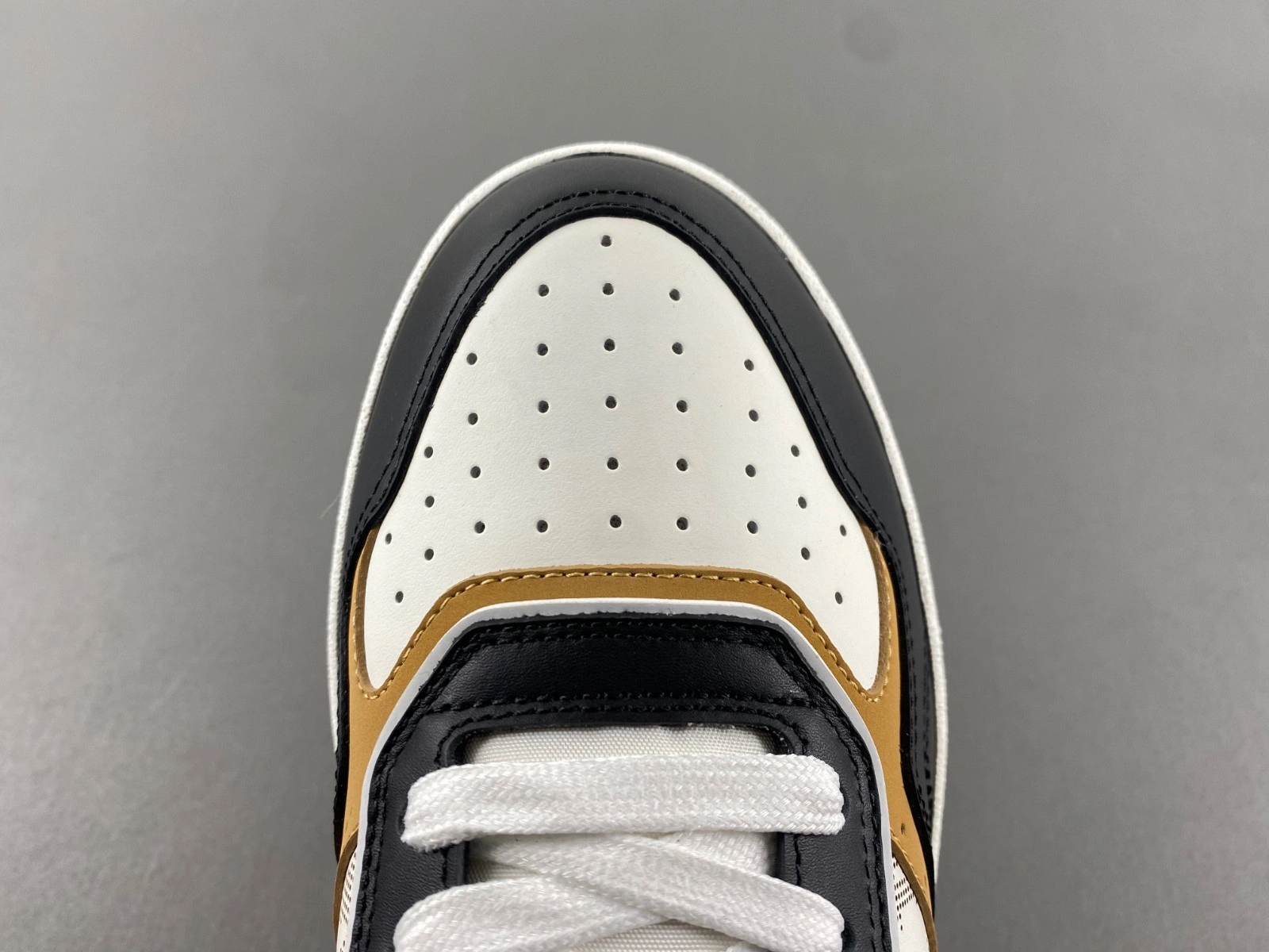 Dior B27 SNEAKER