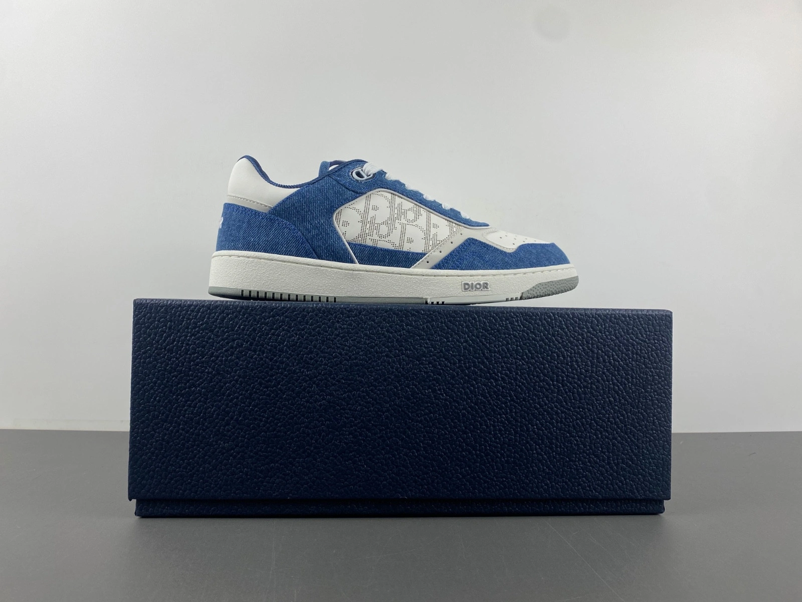 Dior B27 SNEAKER