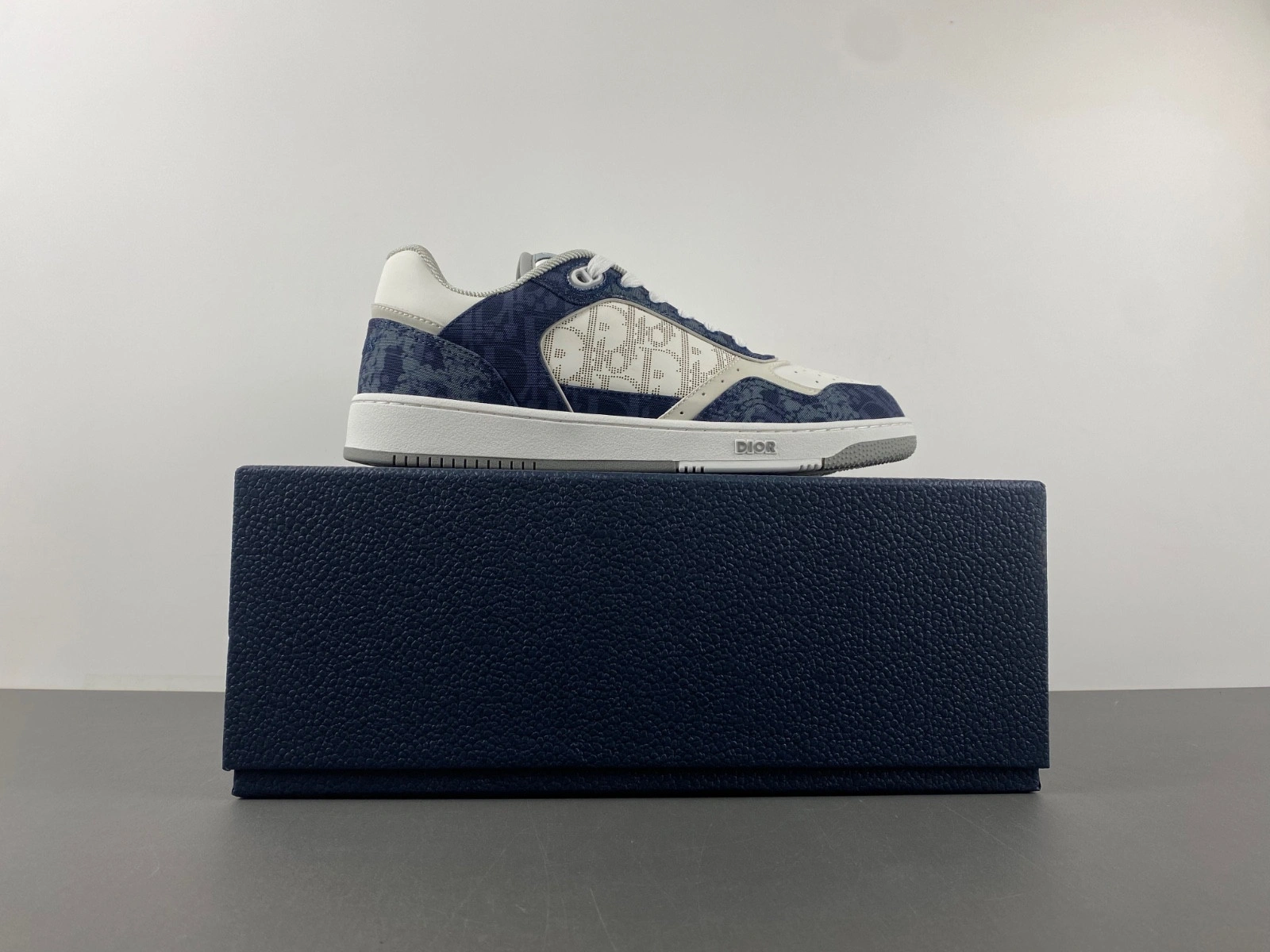 Dior B27 SNEAKER