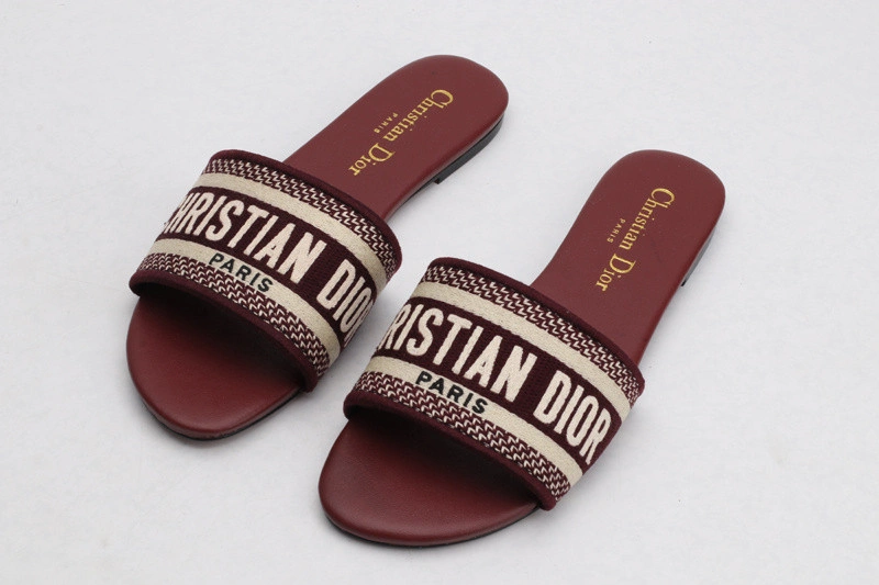 Dior Slide