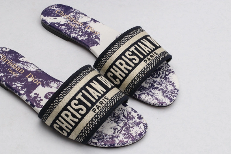 Dior Slide