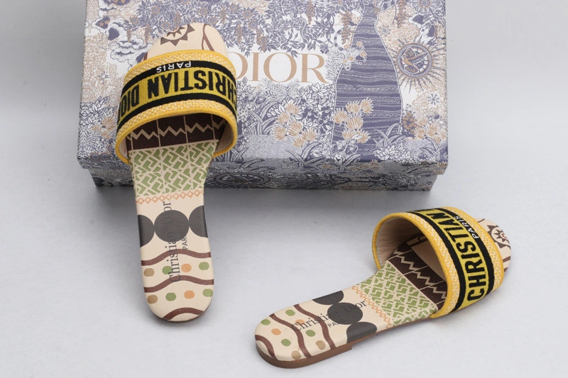 Dior Slide