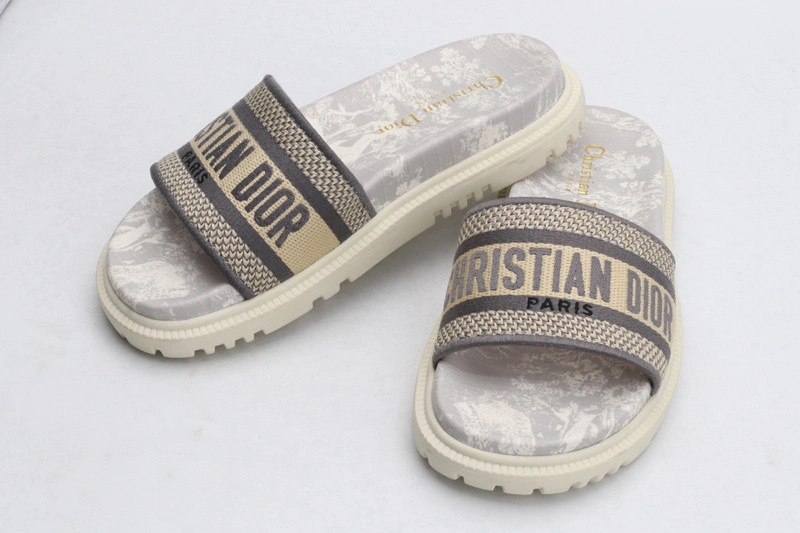 Dior Slide