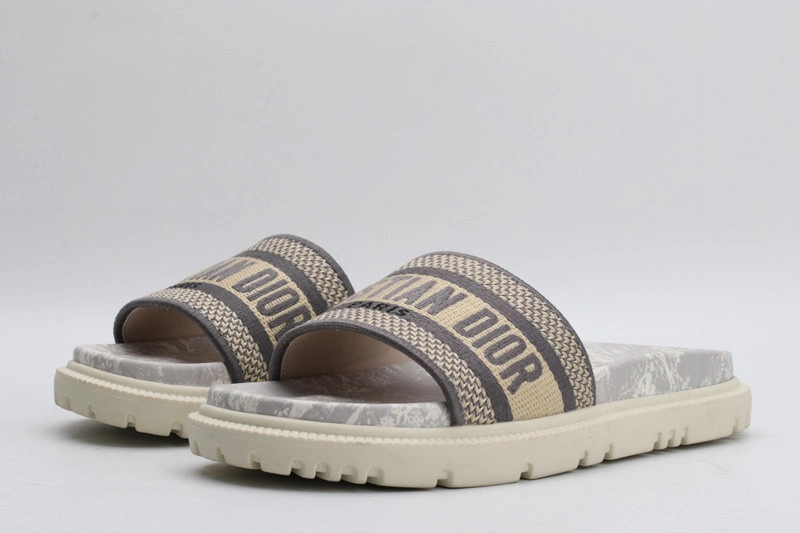 Dior Slide