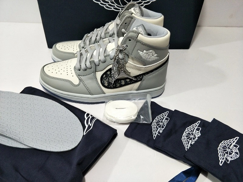 Dior x Air Jordan 1 High OG CN8607-002