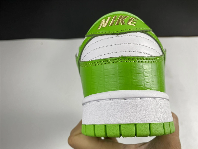 Dunk Low OG SB QS 'Mean Green' - DH3228 101