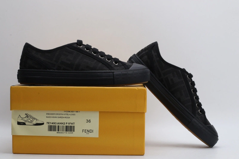 FENDI  Sneakers