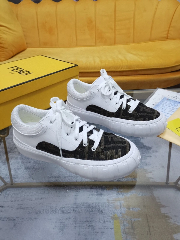 FENDI  Sneakers