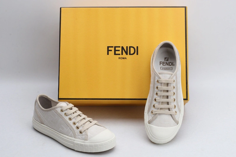 FENDI  Sneakers
