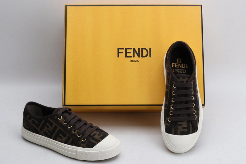 FENDI  Sneakers