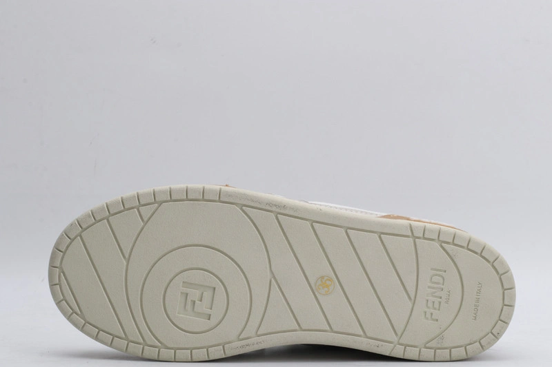 FeDi sneaker
