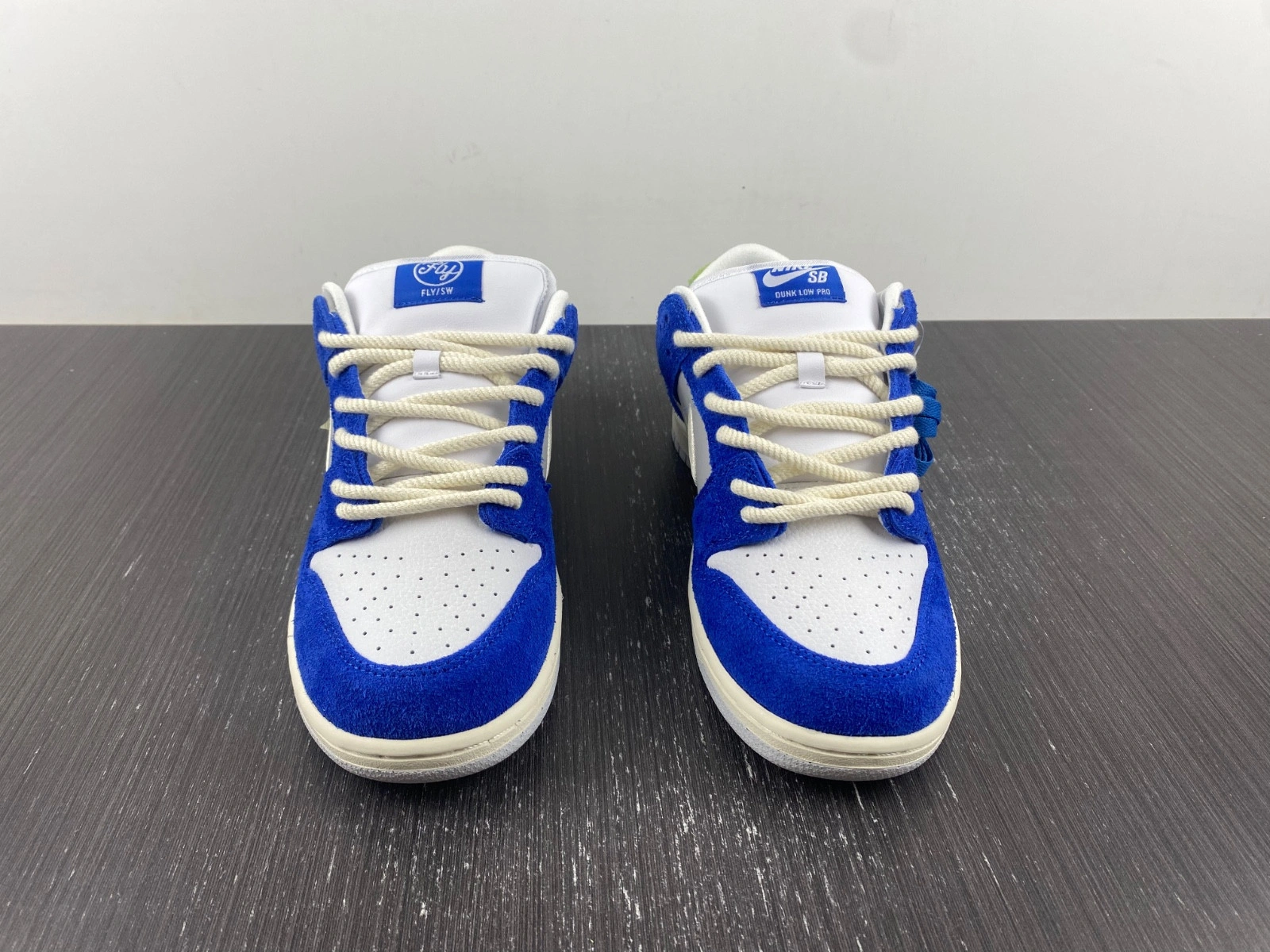 Fly Streetwear Nike SB Dunk Low - DQ5130-400