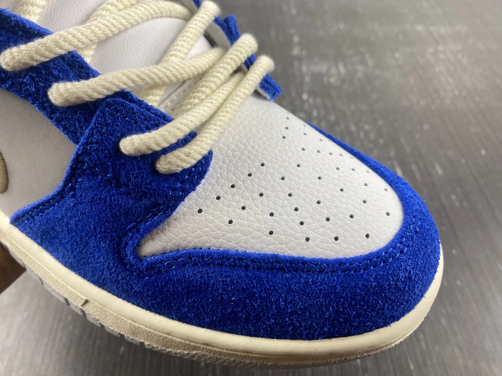 Fly Streetwear Nike SB Dunk Low - DQ5130-400
