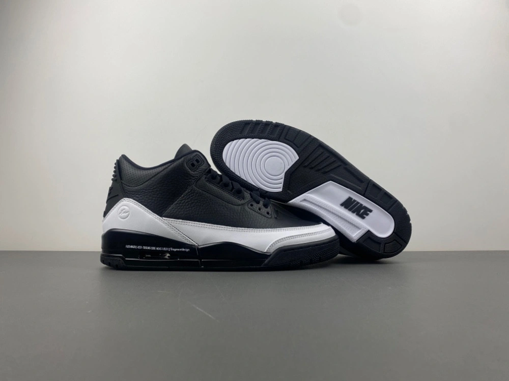 Fragment Design x Air Jordan 3  DA3595-100