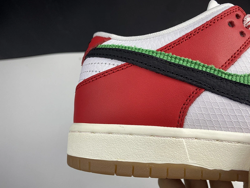 Frame Skate x Nike SB Dunk Low  CT2550-600