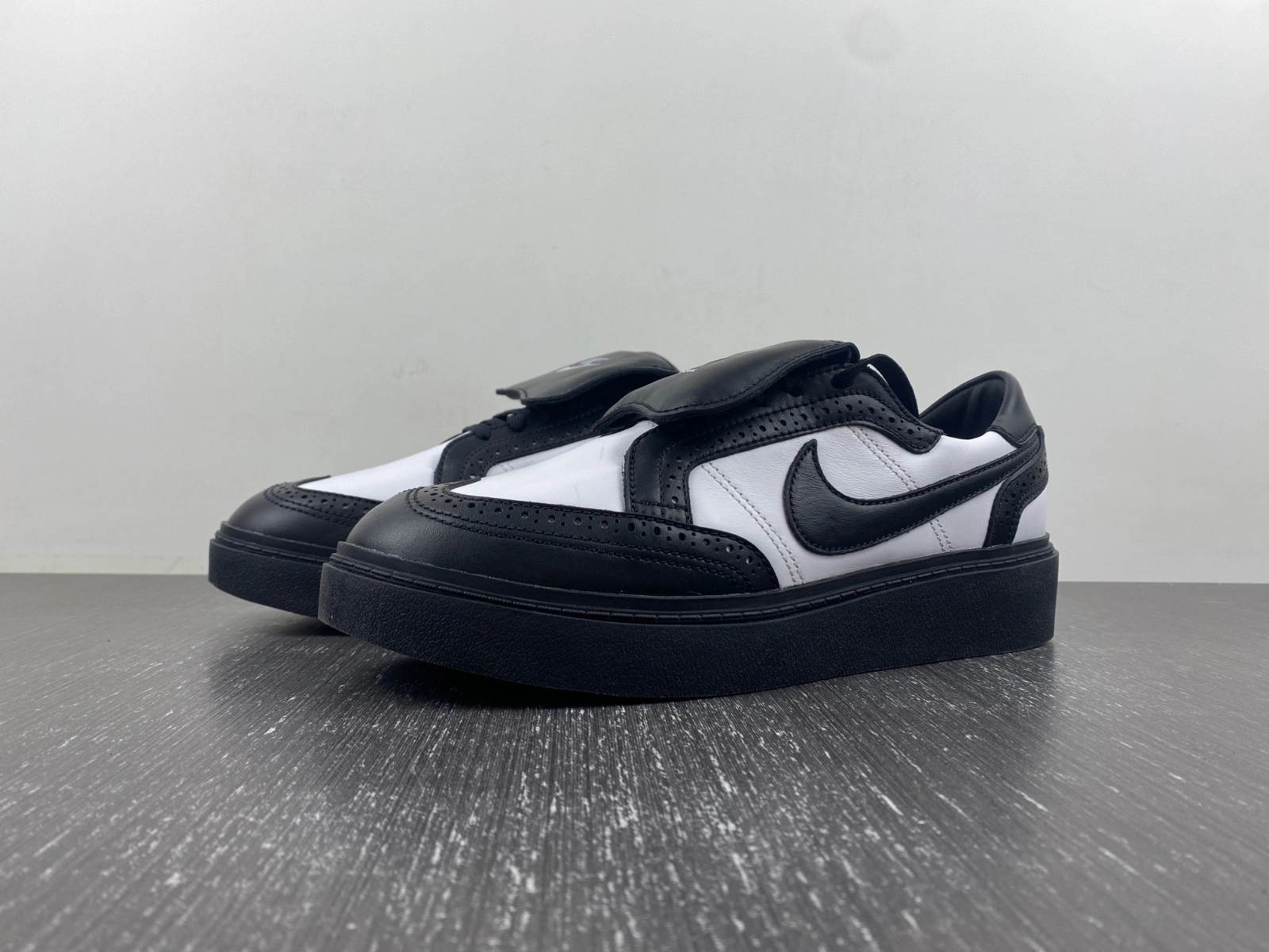 G-Dragon x Kwondo 1 'Yin-Yang' - DH2482-101